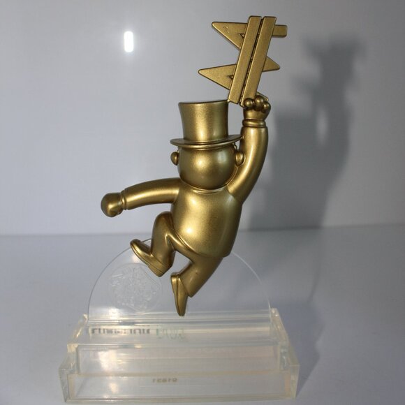 Monopoly Championship Ed. Hasbro 2009 Gold Trophy Replacement Part - Picture 4 of 6